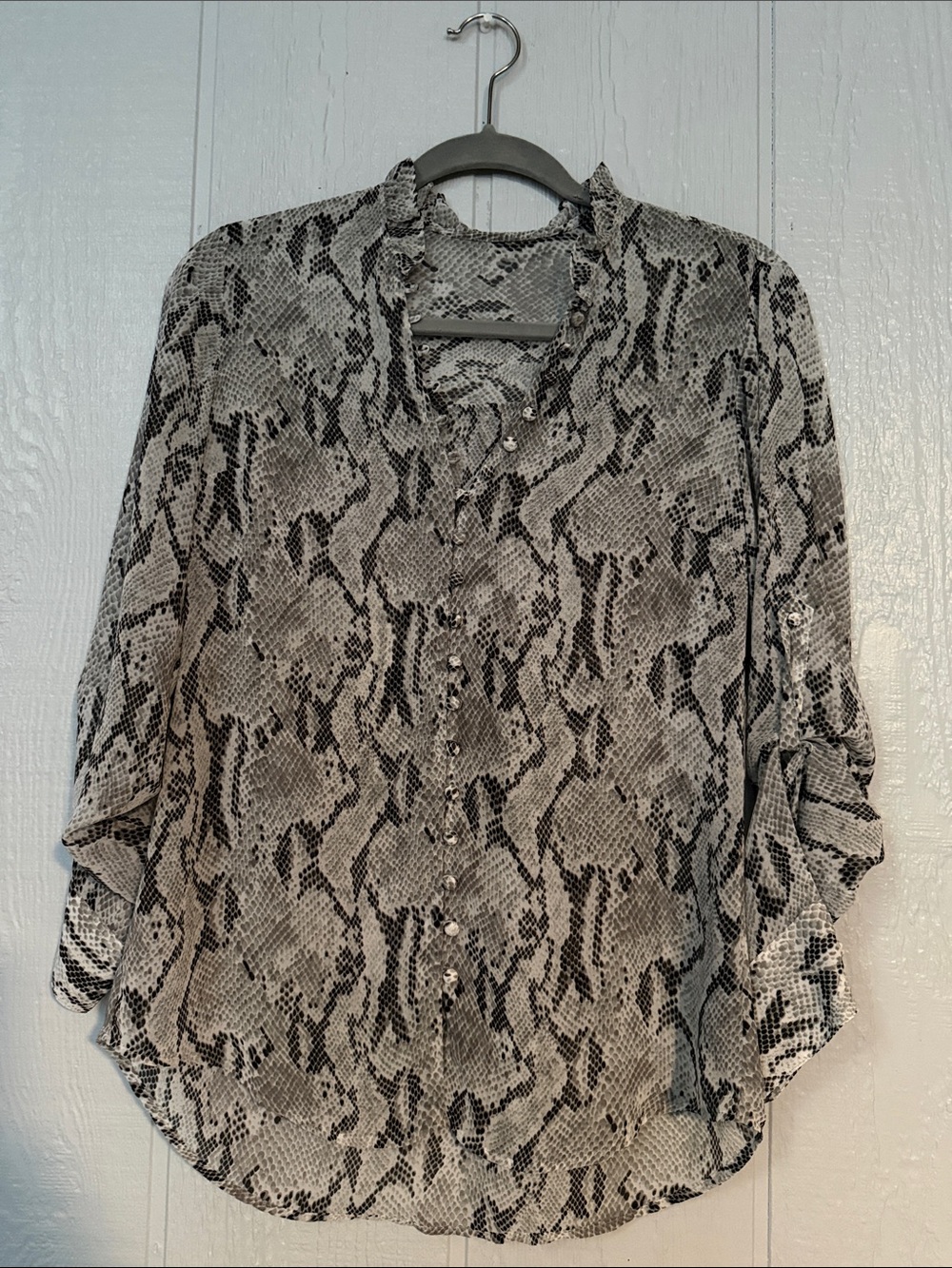 Express Snake-Print Button-Front Blouse - Black & White